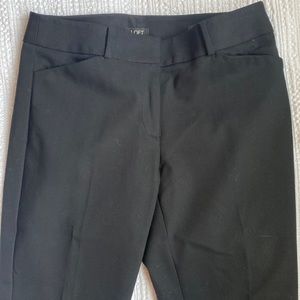 Classic black Loft ankle pants size 6.